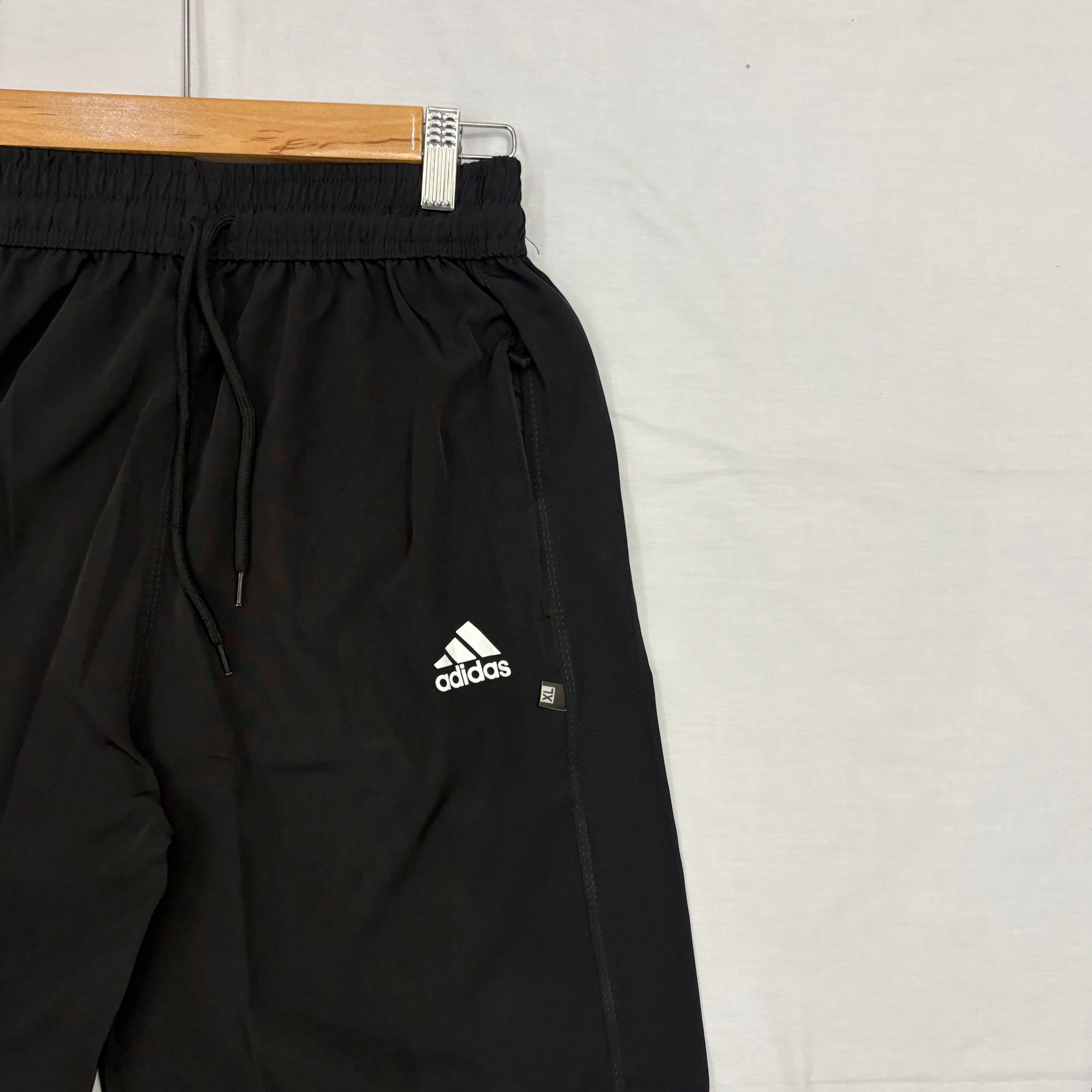 ADIDAS TRACK (Black)